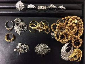 貴金属アクセサリー　買取　札幌市北区