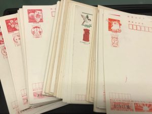 はがきの買取なら、ココ壱番屋さんの正面の矢野ビル1階　大吉松山久万ノ台店へ！