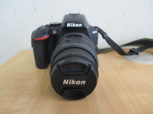 大吉 武蔵小金井店 ニコン デジタル一眼レフカメラの画像です。