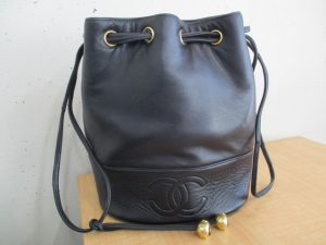 大吉 武蔵小金井店 シャネル 巾着バッグの画像です。