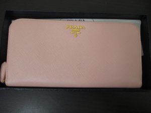 プラダ,買取り,青森市