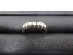 プラチナダイヤリング