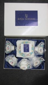 カップ＆ソーサー