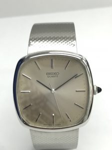 逗子・買取・大吉逗子店・生前整理・楽天リサーチ,ライカ,化粧品,口紅,カルティエ,ダンヒル,ライター、工具,マキタ,リョービ,紙幣,中国紙幣,銀製、食器、皿,ヴィトン,ケータイ、べっ甲,かんざし,時計.ジーショック -、象牙,麻雀、スワロフスキー、時計、ブランド 、セイコー、クレドール。グランド