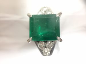 逗子・買取・大吉逗子店・生前整理・楽天リサーチ,ライカ,化粧品,口紅,カルティエ,ダンヒル,ライター、工具,マキタ,リョービ,紙幣,中国紙幣,銀製、食器、皿,ヴィトン,ケータイ、べっ甲,かんざし,時計.ジーショック -、象牙,麻雀、スワロフスキー、時計、ブランド 、セイコー、バーバリー,バーバリーズ ,金券、カメラ、レンズ ダイヤモンド 、コーチ、シグネチャー、カメラ。コンパクトカメラ、色石