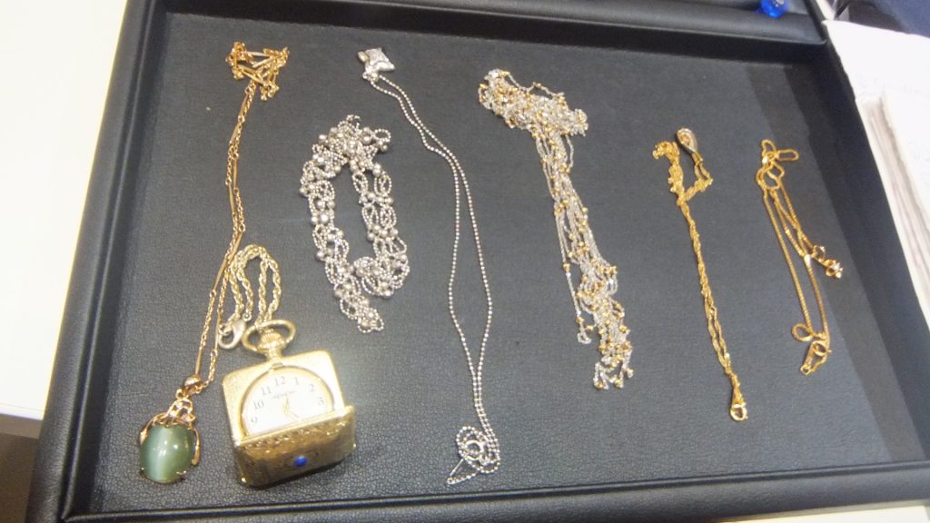 貴金属　ネックレス