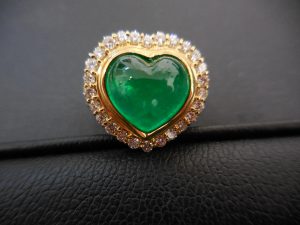 貴金属の買取なら大吉伊勢崎店へ