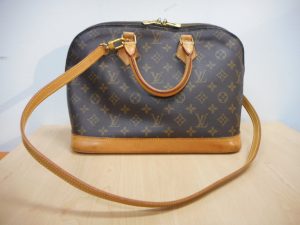 ヴィトン 買取 芦屋 甲南山手