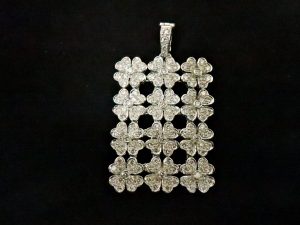 クローバーダイヤ 大吉今里店