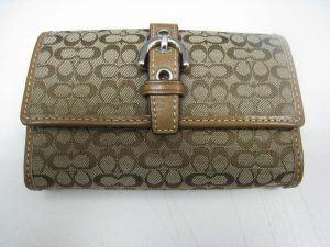 大吉大船店、コーチを買取りしました!