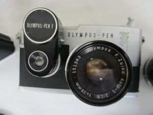 OLYMPUS PEN-F