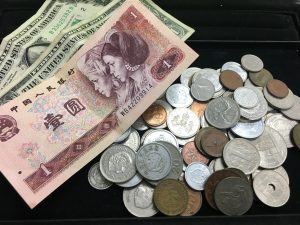 外国銭も喜んでお買取しています! 福岡市城南区 大吉七隈四ツ角店