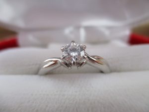 ダイヤモンドのリングをお買取りいたしました。大吉松江店
