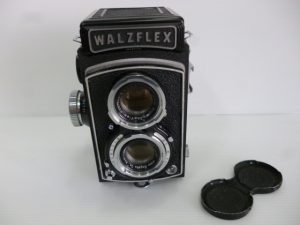 2眼レフフイルムカメラの買取いたしました。買取専門店大吉ゆめタウン中津店。