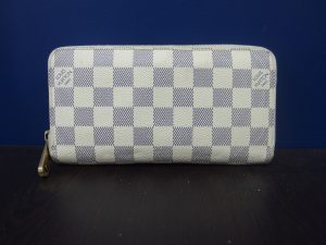 LV/ルイヴィトン ダミエアズール ジッピーウォレット