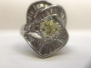 ダイヤ,逗子・買取・大吉逗子店・生前整理・楽天リサーチ,ライカ,化粧品,口紅,カルティエ,ダンヒル,ライター、工具,マキタ,リョービ,紙幣,中国紙幣,銀製、食器、皿,ヴィトン,ケータイ、べっ甲,かんざし,時計.ジーショック -、象牙,麻雀、スワロフスキー、時計、ブランド 、セイコー、バーバリー,バーバリーズ ,金券、カメラ、レンズ ダイヤモンド 、コーチ、シグネチャー、リング,酒,ヘネシー,ロレックス,ロレックス高価買取,ダイヤモンド (1)