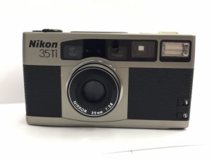 逗子・買取・大吉逗子店・生前整理・楽天リサーチ,ライカ,化粧品,口紅,カルティエ,ダンヒル,ライター、工具,マキタ,リョービ,紙幣,中国紙幣,銀製、食器、皿,ヴィトン,ケータイ、べっ甲,かんざし,時計.ジーショック -、象牙,麻雀、スワロフスキー、時計、ブランド 、セイコー、バーバリー,バーバリーズ ,金券、カメラ、レンズ ダイヤモンド 、コーチ、シグネチャー、カメラ。コンパクトカメラ、リコーニコン (2)