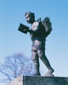 教材の高価買取は大吉MEGAドン・キホーテ弁天町店!3