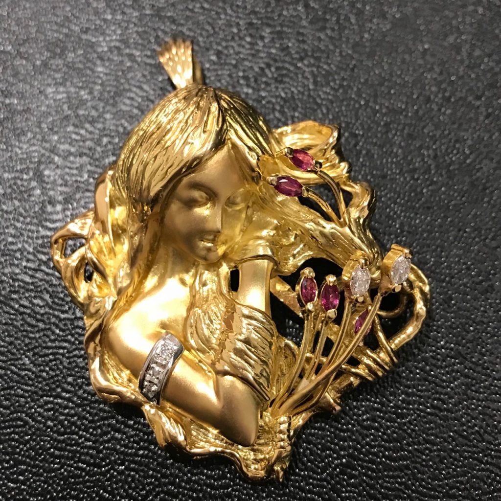 貴金属　ブローチ　買取　買い取り　北九州市　小倉北区　魚町