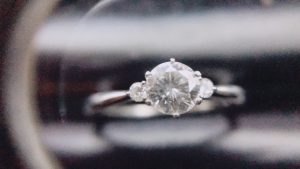 【8月】ダイヤモンド　ジュエリーの買取は買取専門店沖縄市大吉沖縄胡屋店にお任せください！