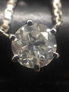 ダイヤモンドジュエリーのお買取りなら天神橋筋商店街の大吉へ