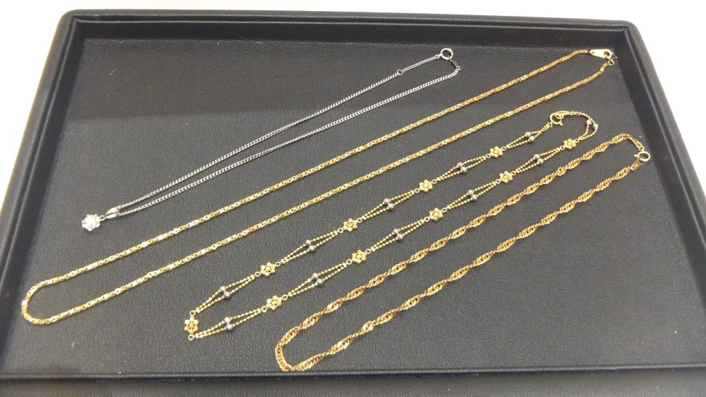 金・プラチナ　ネクレス