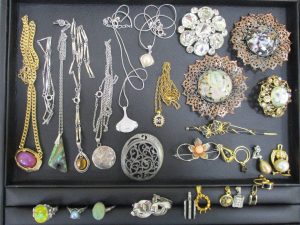 メッキアクセサリーもお買取り!!熊本市東区の大吉ゆめタウンサンピアン店です!