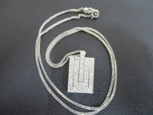 K18WGネックレス,トップはメレダイヤ1.0CTをお買取り・ダイヤ熊本市東区の大吉ゆめタウンサンピアン店です。