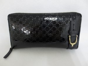グッチ財布