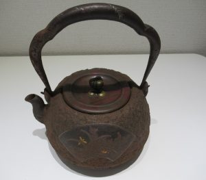 古い鉄瓶をお買取りさせていただきました！