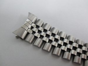 時計のベルト・コマを売るなら買取専門店大吉ウエステ垂水店へお越し下さい(^^)