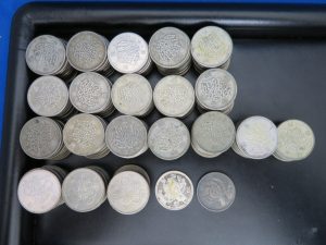 大吉尼崎店オリンピック記念100円銀貨のお買取りをさせて頂きます。