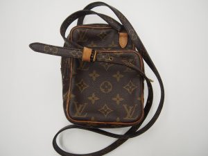 大吉鶴見店はルイヴィトンのアマゾンをお買取り致しました。