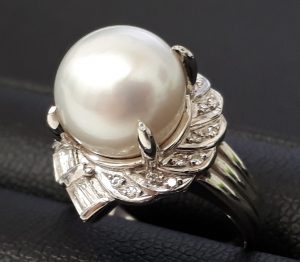 パールのプラチナリングをお買取りしました、大吉聖蹟桜ヶ丘オーパ店にお任せください