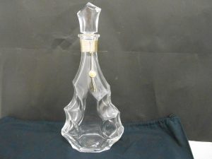 洋酒(バカラ空き瓶）のお買取りしました！大吉伊勢ララパーク店です。