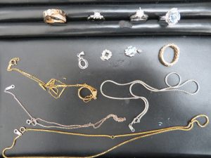 貴金属　金　プラチナ アクセサリーをお買取りさせて頂きまし