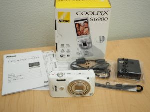 OLYMPUS DIGITAL CAMERA