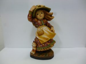 アンリの木彫りの人形買取いたしました。買取専門店大吉ゆめタウン中津店です。