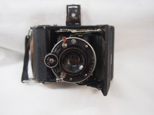 大吉鶴見店はツァイス・イコンのカメラをお買取り致しました。