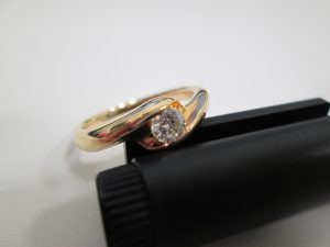 富士市でダイヤリングの買取は大吉アピタ富士吉原店にお任せください!