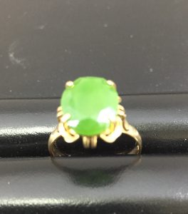 色石リングのお買取りなら天神橋筋商店街の大吉へ