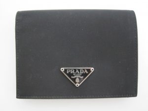 厚木市でプラダの買取はイオン厚木4階大吉厚木ガーデンシティ店にお任せください!