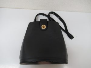 ルイヴィトンの買取なら松山市の大吉松山久万ノ台店にお任せ下さい