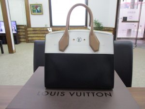 LV(ルイヴィトン)の買取は大吉弘前高田店にお任せください!