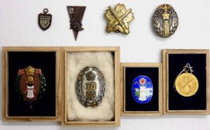 i-img1200x1200-1523525424f323jl294809