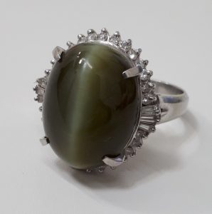 キャッツアイのリングをお買取りいたしました！　お色石も大吉聖蹟桜ヶ丘オーパ店へ！