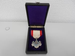 勲章の買取も神戸市垂水区の大吉ブルメール舞多聞店へ!