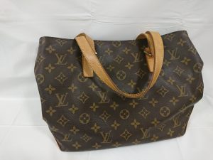 堺市でヴィトンの買取は大吉イオンタウン諏訪の森店にお任せ下さい!