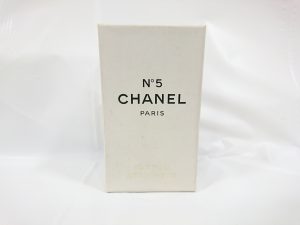 堺市 香水 買取 諏訪の森