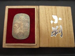 純銀メダル、純銀小判をお買取り致しました。買取専門店 大吉 イオンタウン仙台泉大沢店です。